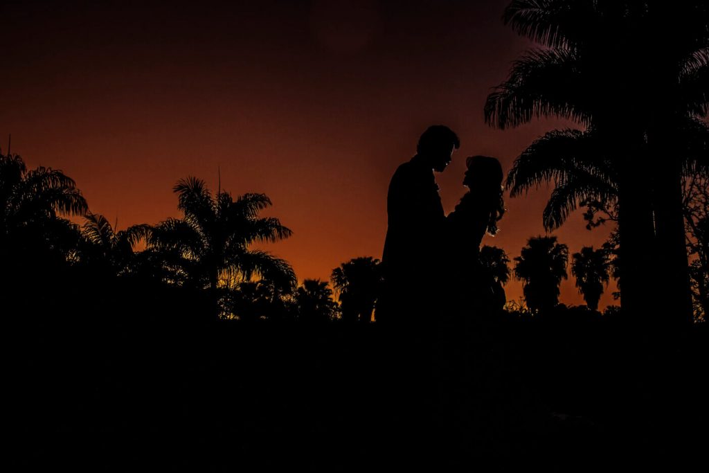 Fotografia de ensaio de casamento na fazenda