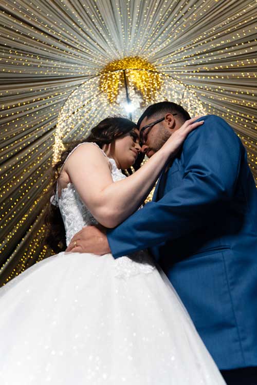 Fotografia de casal no casamento em em Suzano SP - Amor verdadeiro