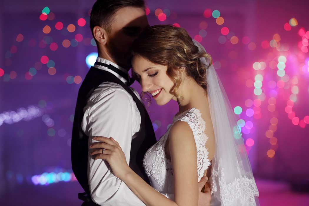 Fotografia da valsa de casamento em em Boa Vista Paulista SP - Dança cheia de emoção