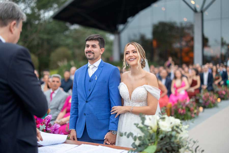 Casamento na praia em em Boa Vista Paulista SP - Fotografia natural e espontânea