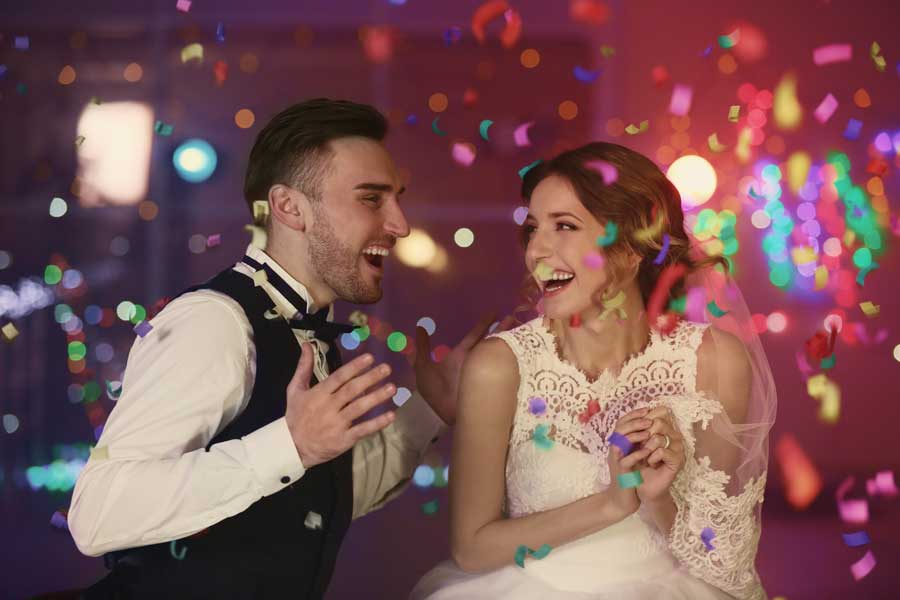 Fotografia da balada de casamento em em Moema SP - Festa, dança e alegria