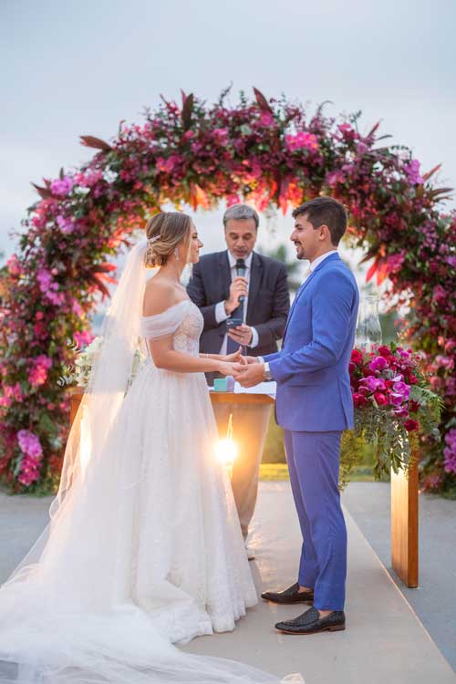 Fotografia de casamento no campo em em Moema SP - Natureza e emoção